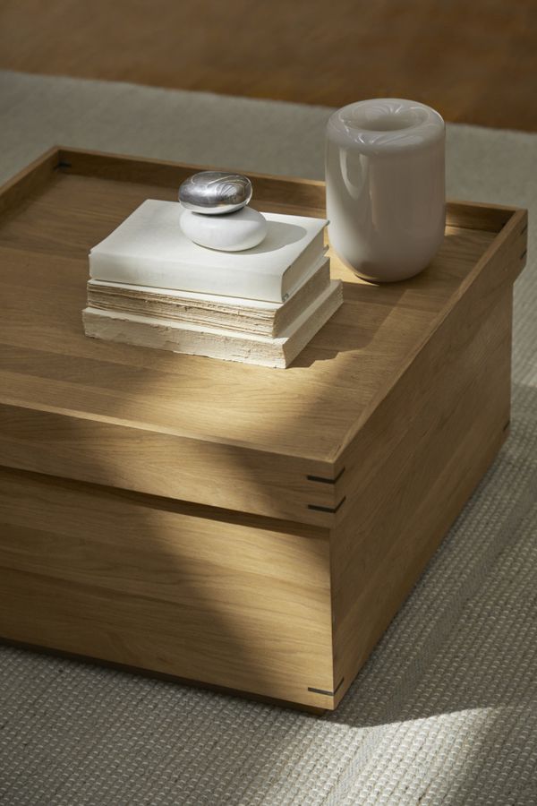 Kristina Dam - Japanese Tray table S