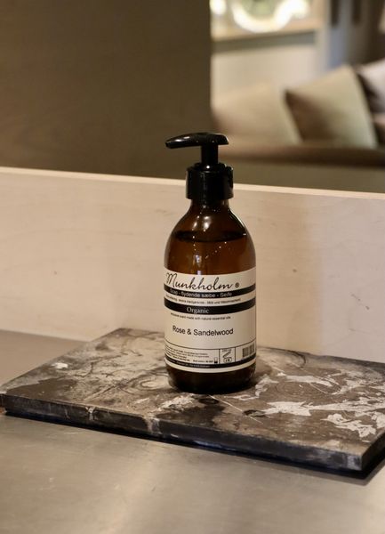 Munkholm -Rose & Sandelwood Håndsåpe - 250ml